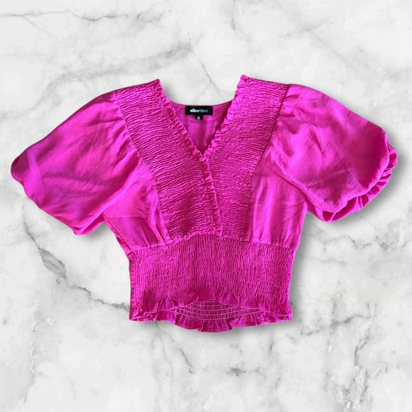 Alice Blue Blouse Size Medium Hot Pink Pillow Sleeve NWOT - Picture 1 of 6